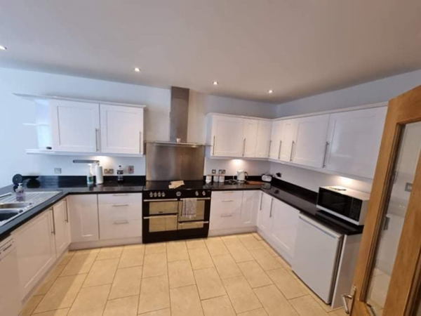 Vinyl wrap kitchen Northampton